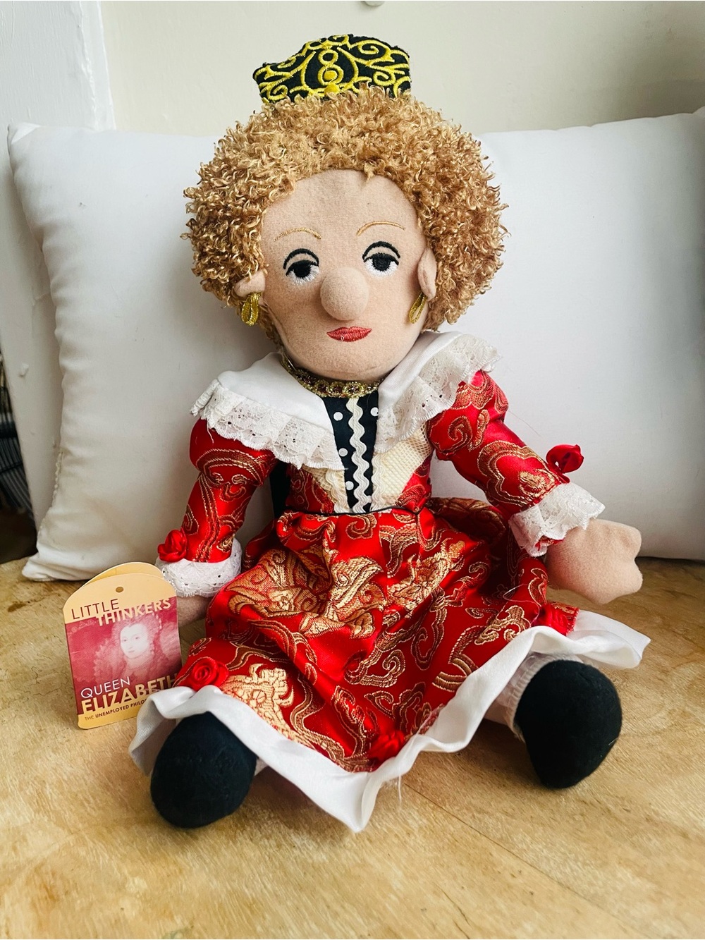 NWT! Little Thinkers Unemployed Philosophers Guild Queen Elizabeth 13” Plush Toy